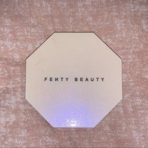 Fenty highlighter